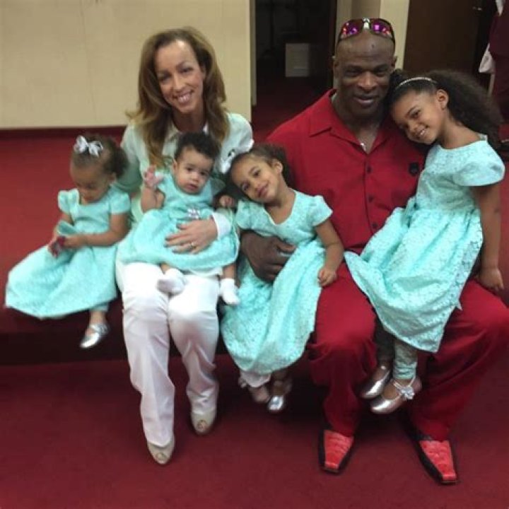 Charmayne Brown Biography,Age,Family,Husband,WFXR News,Net Worth
