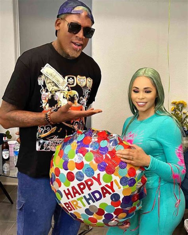 DJ Yella’s Net Worth, Age, Height, Weight, Girlfriend, Dating, Bio-Wiki
