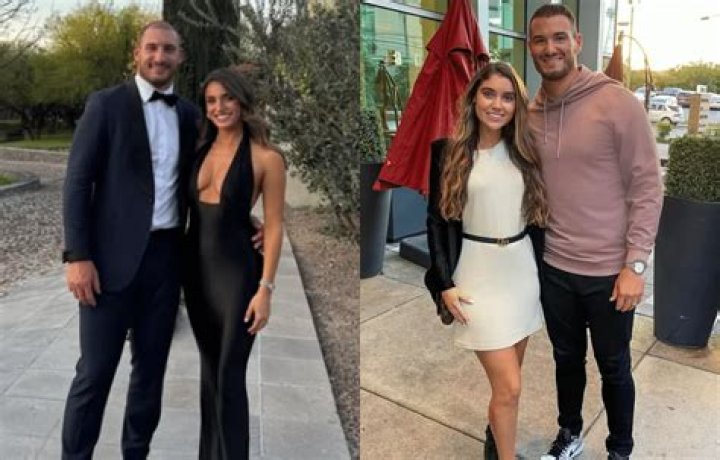 Hillary Gallagher (Mitch Trubisky’s Girlfriend) Bio – Age, Wiki, Height, Engaged, Married, Net Worth