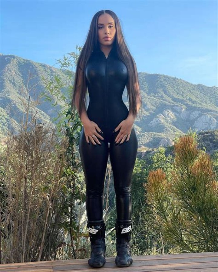 Lizzy Musi Wiki, Bio, Age, Height, Measurements, Net Worth, Dating, Facts